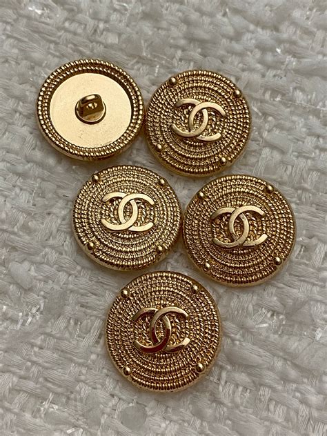 boutons chanel vintage|faux chanel buttons.